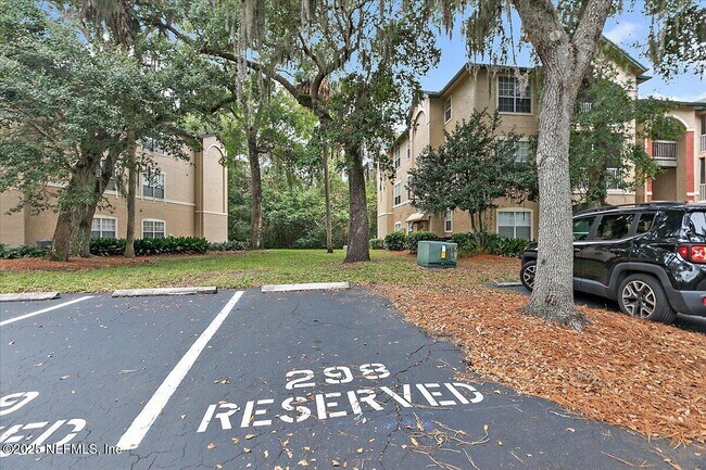 Building Photo - 160 Veracruz Dr