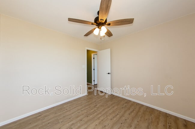 Building Photo - 9902 Cherry Wood Ln