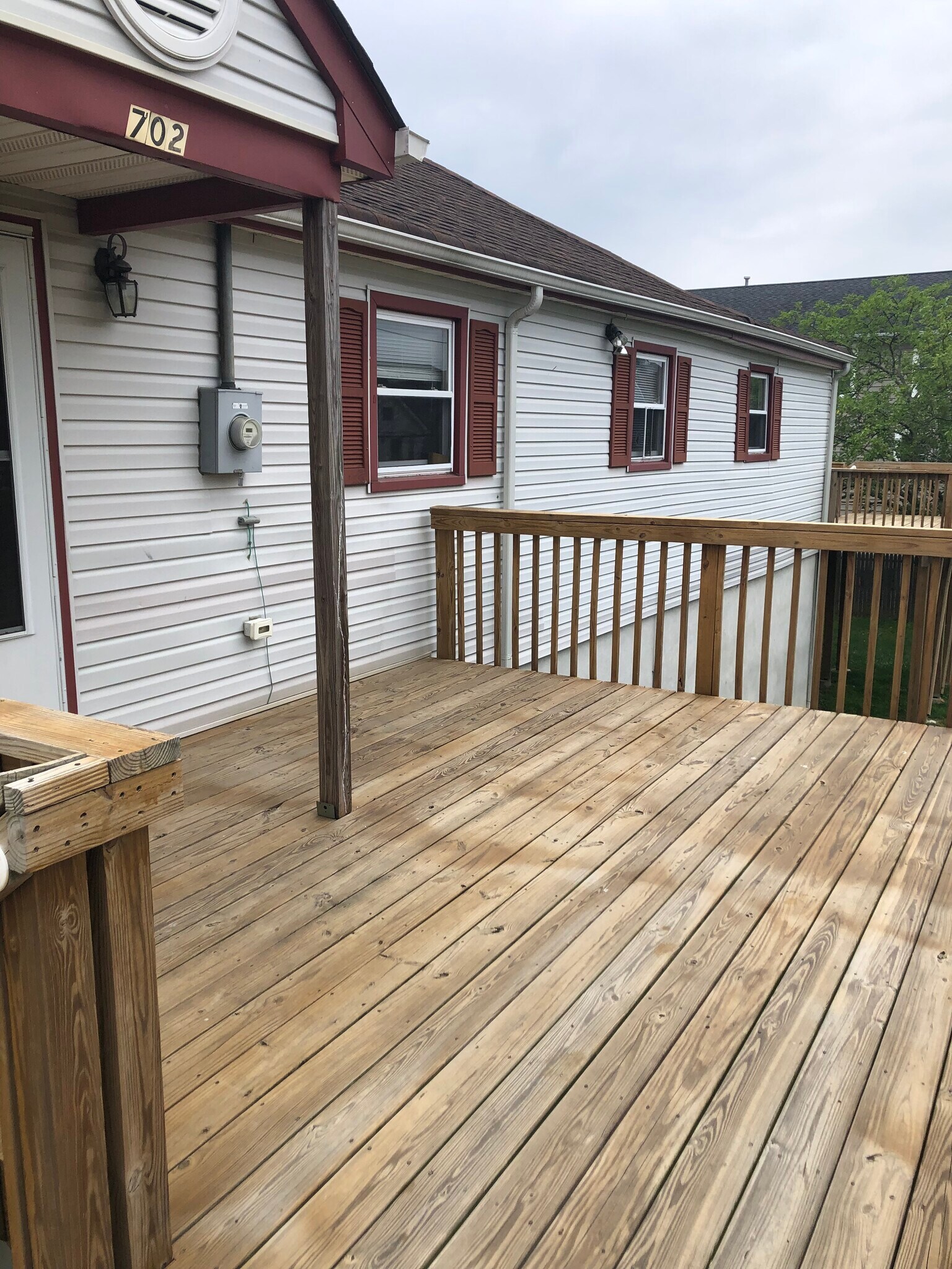Main deck - 702 Edmunds Ave