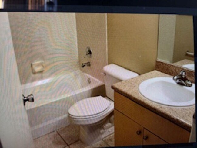 Building Photo - 1007 Lake Terry Dr