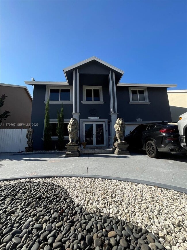 Building Photo - 9710 SW 13th St