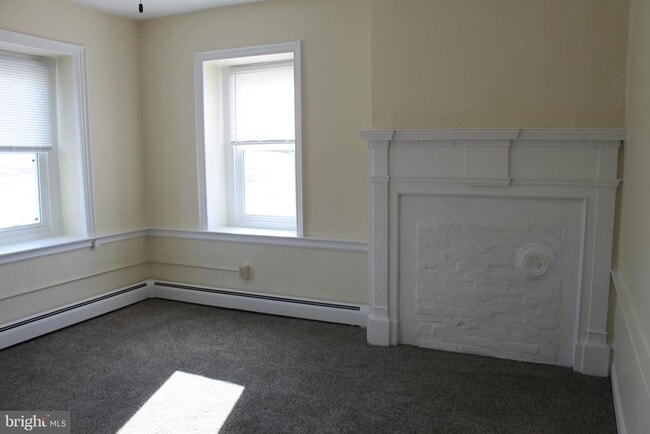 Building Photo - 2093 PA-212