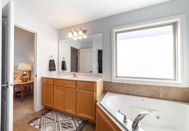 Building Photo - 4400 Orrine St