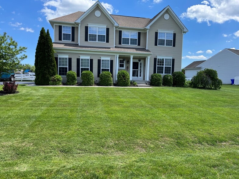 Primary Photo - 24889 Rivers Edge Rd