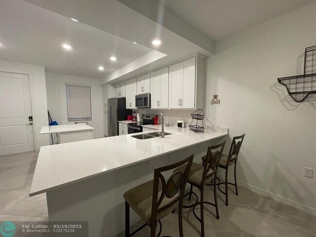 Building Photo - 5651 Double Eagle Cir