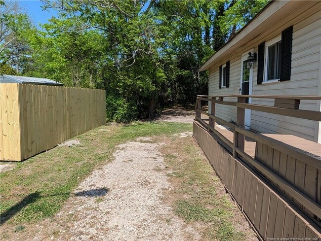 Building Photo - 203 Wall St