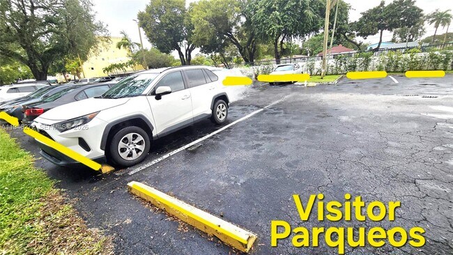 Building Photo - 2150 SW 16th Ave