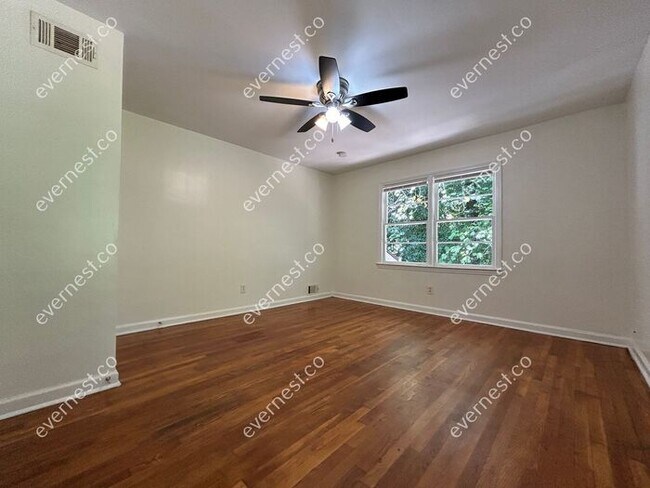 Building Photo - 120 Leathers Cir NW