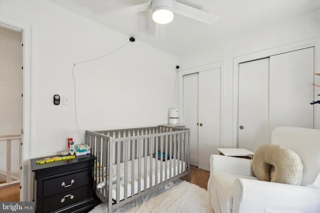 Building Photo - 322 Woodbine Ave