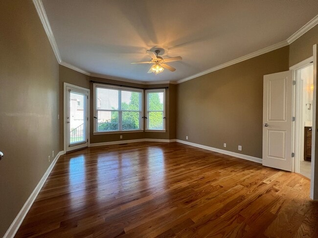 Building Photo - 4 Bed, 3.5 Bath Home w/  3 Car Garage in Williamson Co