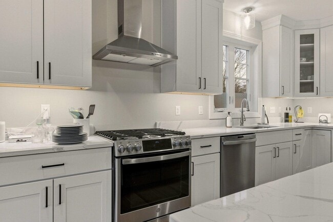 Building Photo - 40 Sage Ln