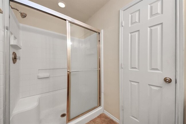 Building Photo - 23859 Pebworth Pl
