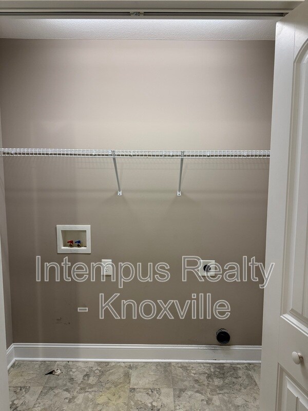 Building Photo - 2415 Flannery Way