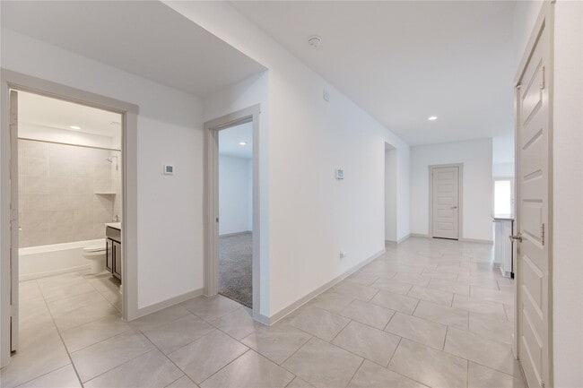 Building Photo - 29506 Cayenne Cir