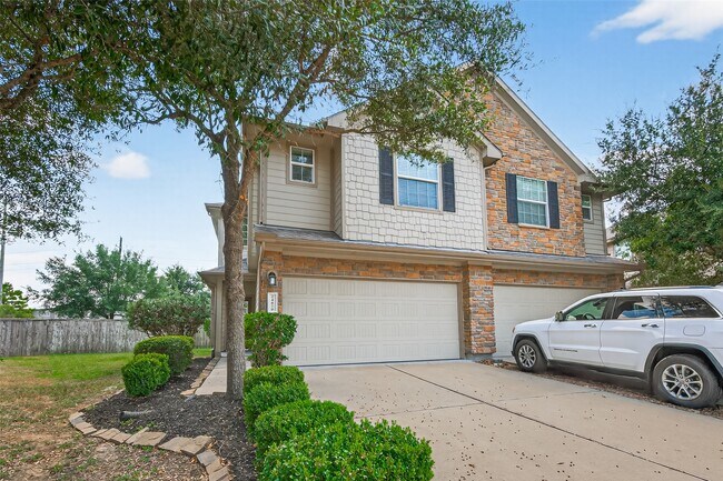 Building Photo - 24670 Folkstone Cir