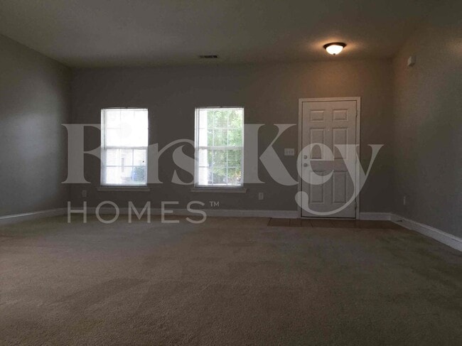 Building Photo - 127 Colville Rd