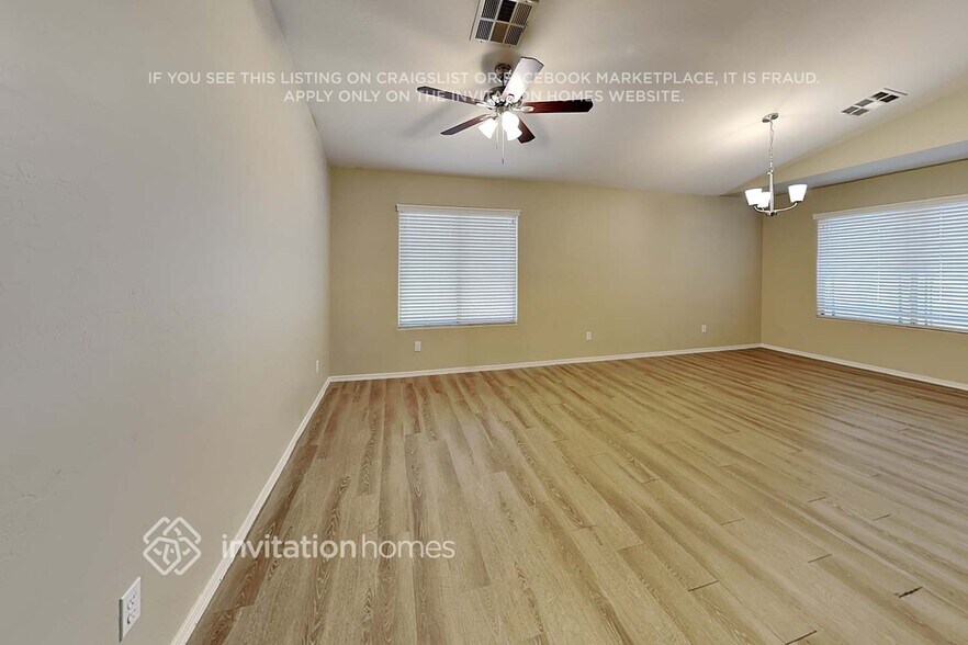 Building Photo - 13383 W Watson Ln