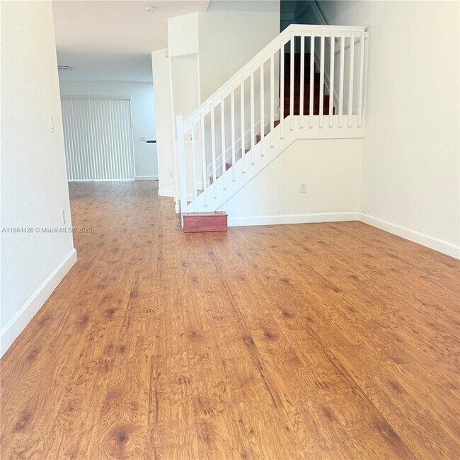 Building Photo - 7862 NW 109th Path