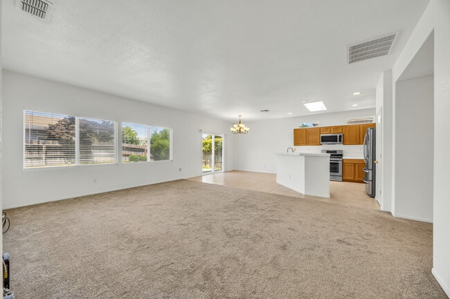 Building Photo - 9259 Crystal Falls Way