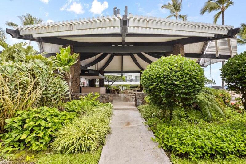 Building Photo - 75-6082-6082 Ali‘i Dr