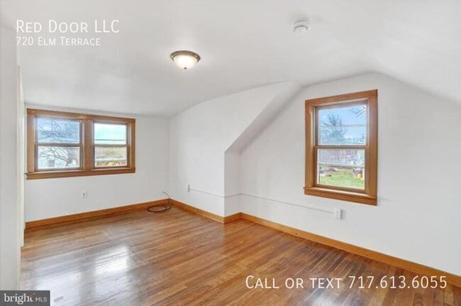 Building Photo - 720 Elm Terrace