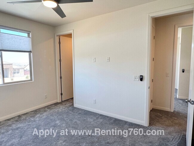 Building Photo - Incredible 4 Bed 3 Bath Home In Sage Estates!!!