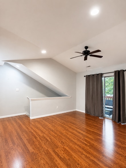 Building Photo - 440 Atlanta Ct