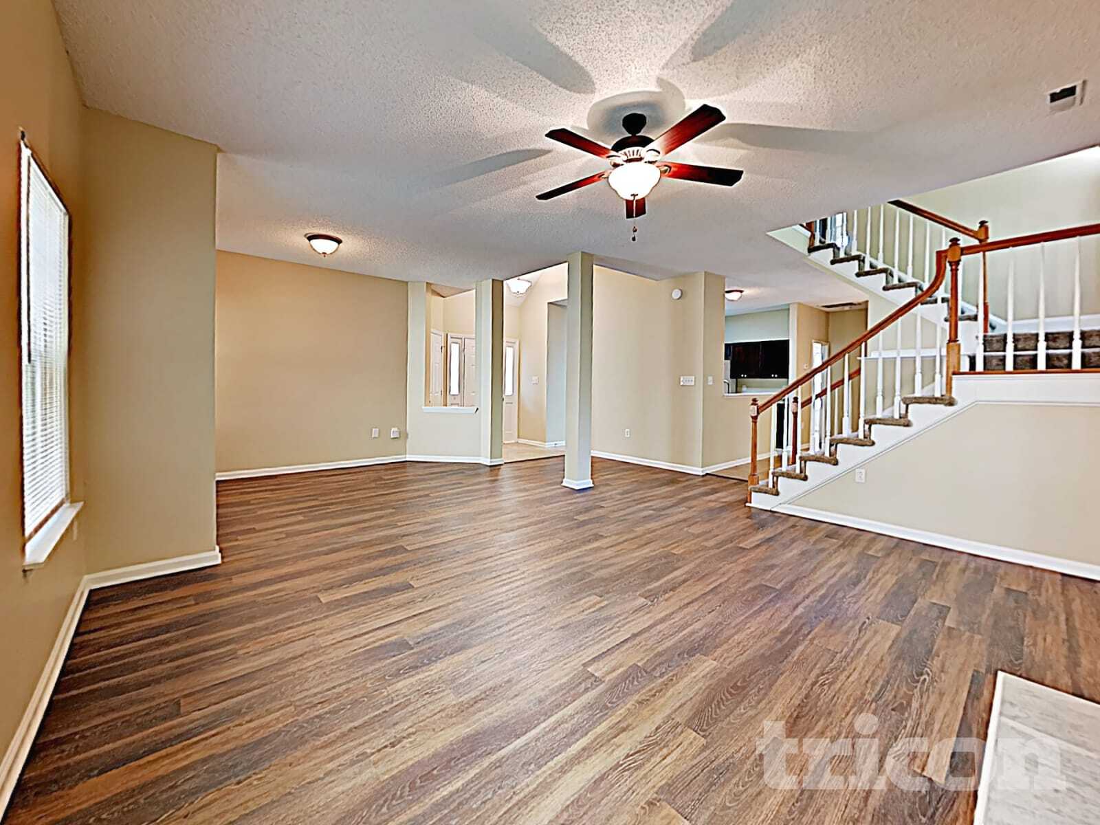 Building Photo - 9304 Twin Trail Dr