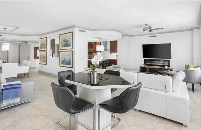 Building Photo - 3800 N Ocean Dr