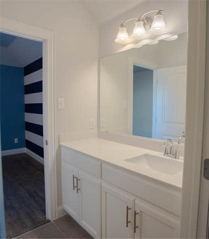 Building Photo - 7600 Clear Rapids Dr