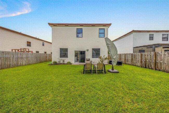 Building Photo - 268 NE 210th Way