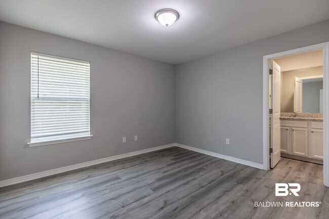 Building Photo - 13437 Antler Hl Rd