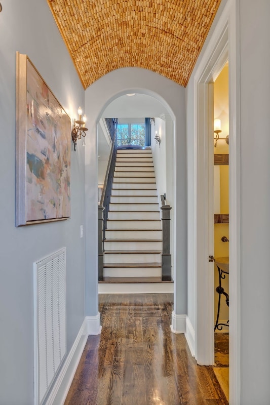 Building Photo - 1127 Glendale Ln