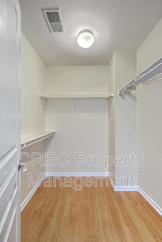 Building Photo - 100 Jordan Ct