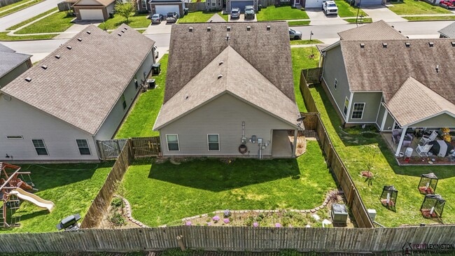 Building Photo - 111 High Hope Ln