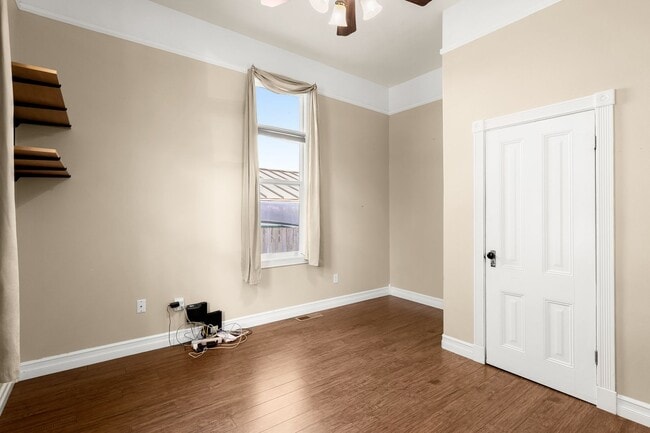Building Photo - Charming Solar Home in Portland Woodlawn Neighborhood
