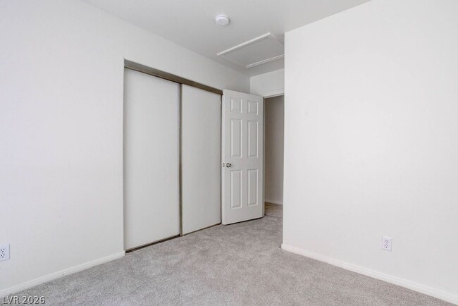 Building Photo - 4579 Canna Dr