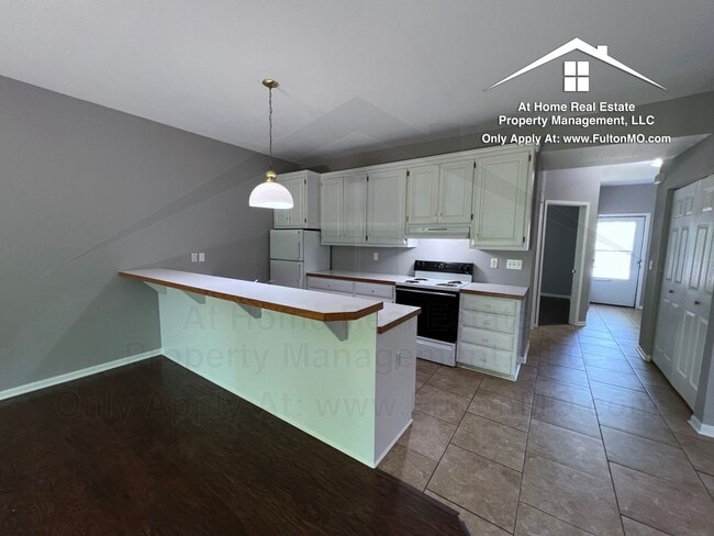 Building Photo - 997 Boulder Ct