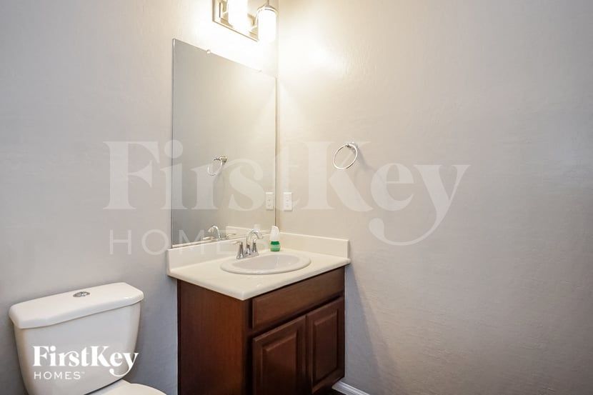 Building Photo - 8149 Begonia Blush Dr