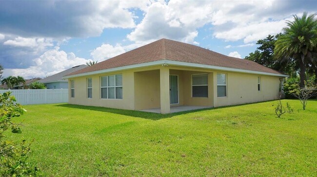 Building Photo - 140 Mandolin Dr