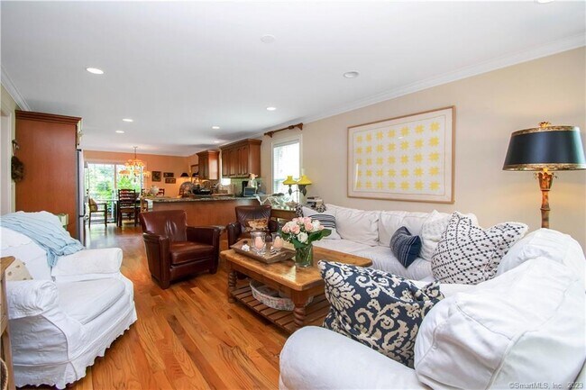 Building Photo - 469 S Benson Rd