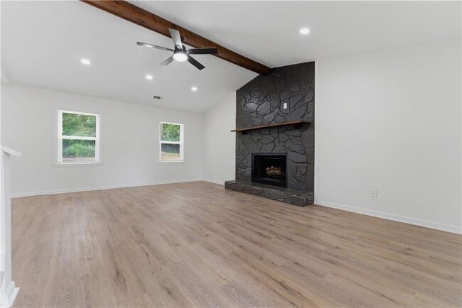 Building Photo - 5081 Hubert Dr