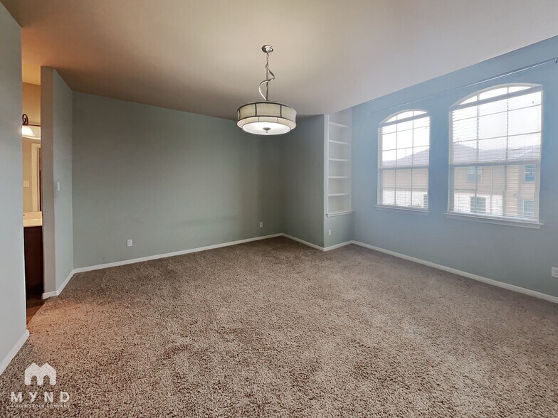 Building Photo - 9613 Solana Vista Loop