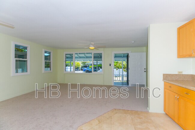 Building Photo - 828 Oneawa St