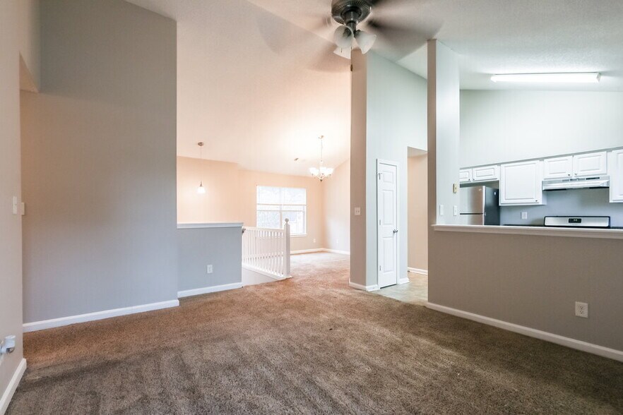 Building Photo - 7719 Briar Forest Ln