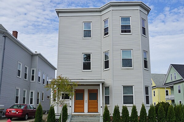 Building Photo - 2 Greenwood Ter