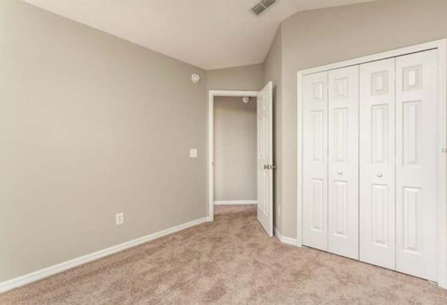 Building Photo - 154 Brushcreek Dr