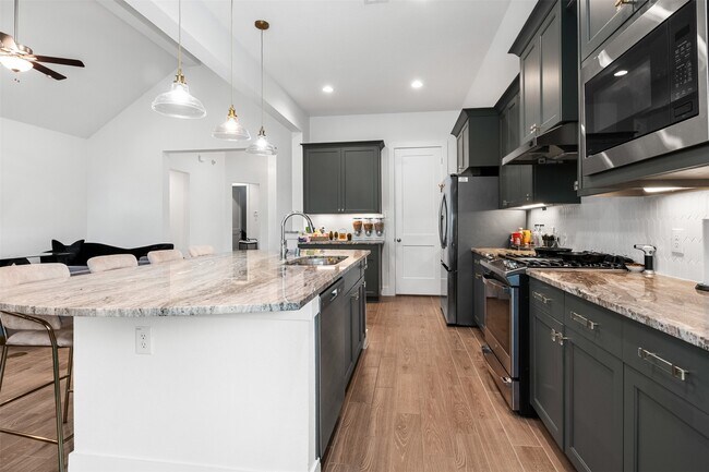 Building Photo - 4507 Pistachio Trl