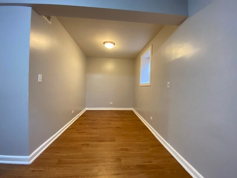 Building Photo - 4408 N Hazel St
