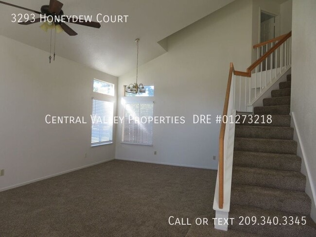 Building Photo - 3293 Honeydew Ct